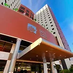 Hospedagem Na Beira Mar De Fortaleza !