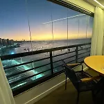 Hospedagem Na Beira Mar De Fortaleza !